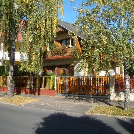 Viragoskert Apartman Hévíz Exterior foto