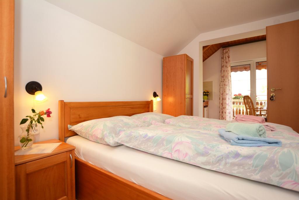 Viragoskert Apartman Hévíz Zimmer foto