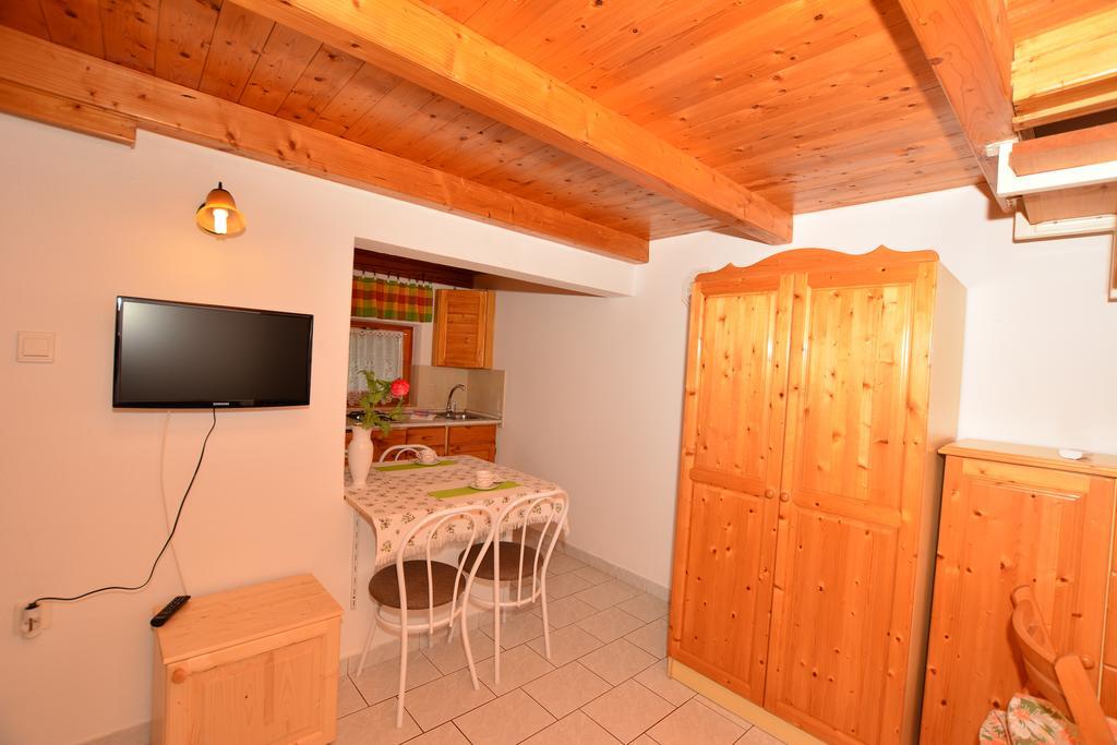 Viragoskert Apartman Hévíz Zimmer foto