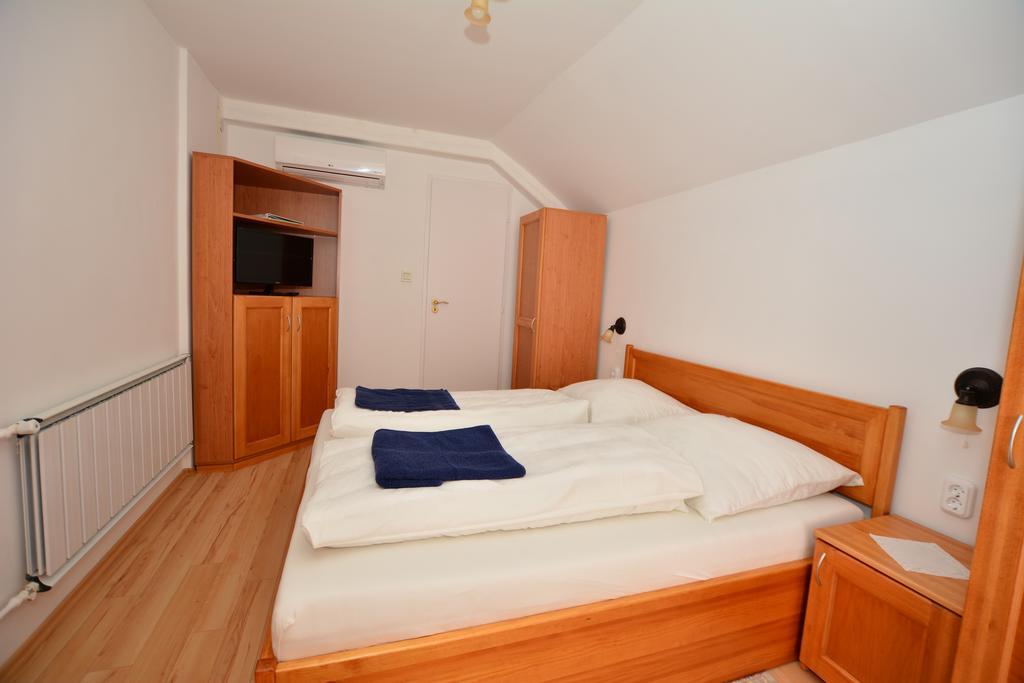 Viragoskert Apartman Hévíz Zimmer foto