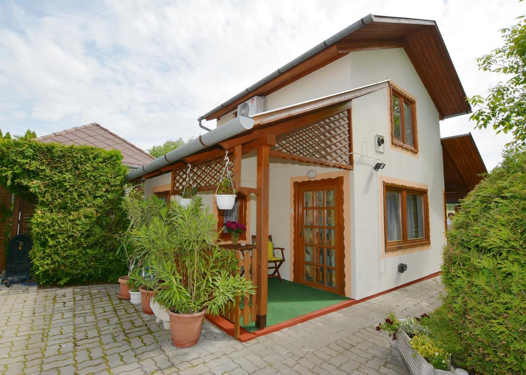 Viragoskert Apartman Hévíz Exterior foto